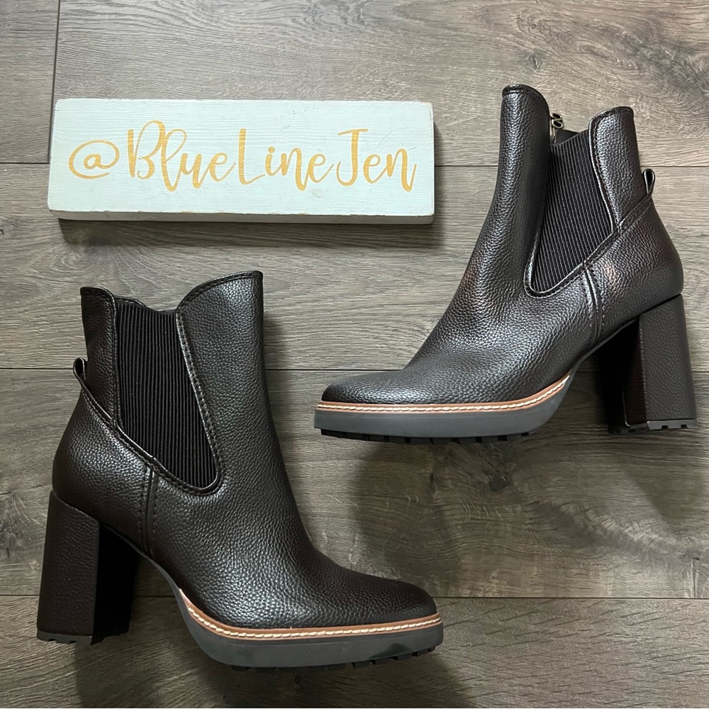 Naturalizer Deserve Platform Booties NWOT